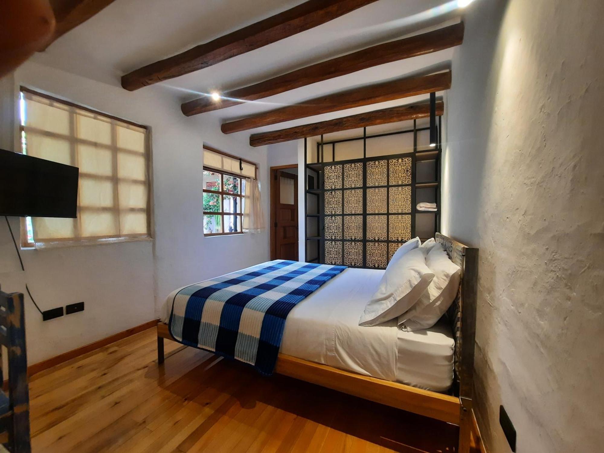Hostal Suite Le Fabrique Cuenca Extérieur photo